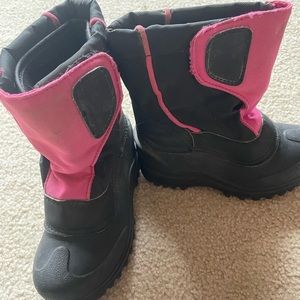 Cute warm snow boots